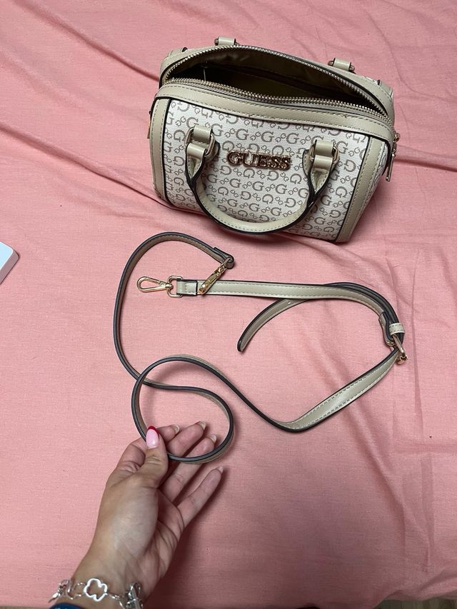Bolso Guess beige