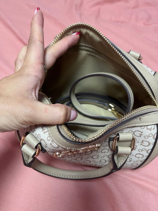 Bolso Guess beige