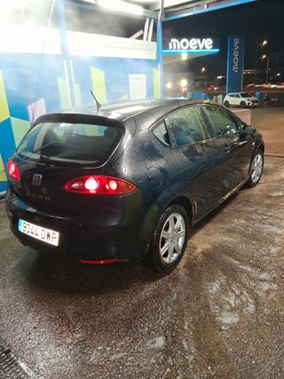SEAT Leon 2006 140cv acecto cambios pegatina B