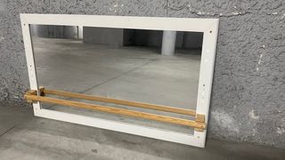 Espejo Montessori con barra