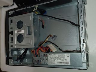 Mini PC Acer Aspire i7 - 220W (VACIO SOLO FUENTE)