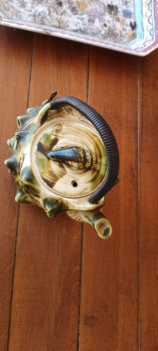 Teiera vintage a conchiglia