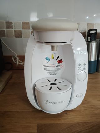 Cafetera Tassimo Bosch blanca