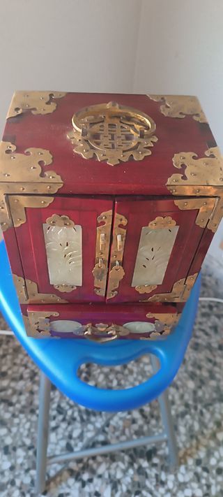 Joyero antiguo de madera