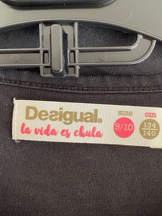 Camiseta Desigual lentejuelas niña