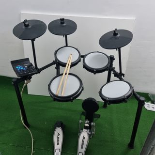 ✅️Batería electrónica alesis nitro max✅️