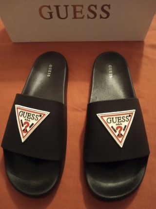 Chanclas Guess - Negras nuevas 