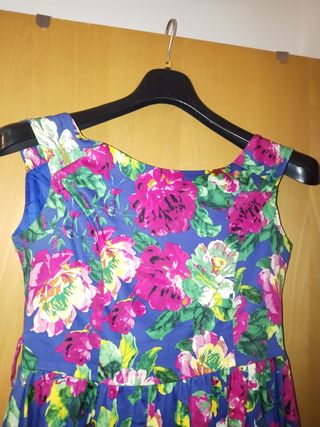 Vestido floral azul