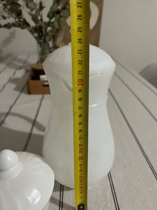 Juego de té blanco: Jarra y azucarero