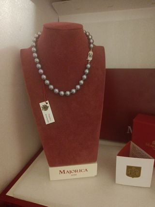 Collar perlas Majorica gris