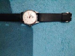 Reloj de pulsera antiguo