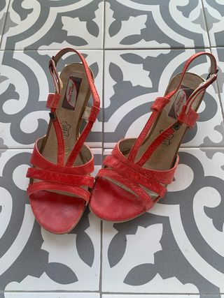 Sandalias Pierre Cardin rojas