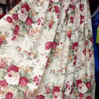 Traje baturra,precio solo falda 1 mt x2.77vuelo
