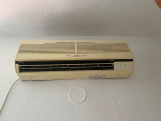 Aire acondicionado Firstline beige