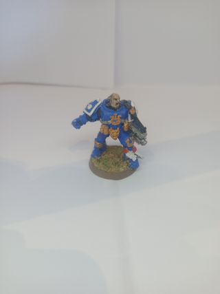 Veterano guerra tiranida  ultramarines 