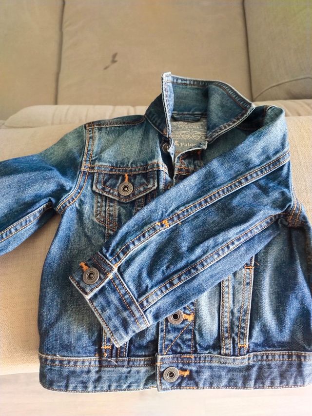 Cazadora vaquera bebé. Talla 92