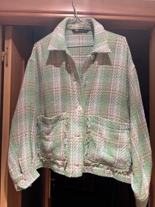 Chaqueta Zara verde