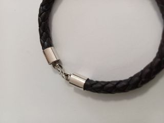 Pulsera cuero trenzado plata