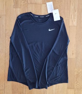 Camiseta Nike Running Mujer - Negra nueva