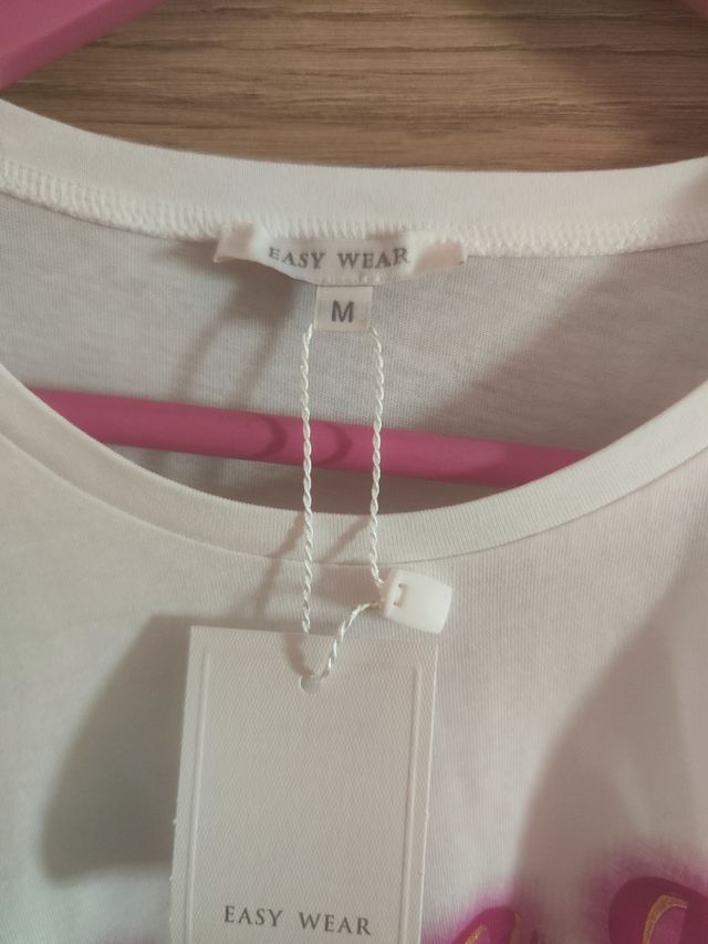 Camiseta Easy Wear - Love at first sight - M