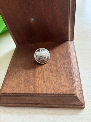 Botones antiguos militares