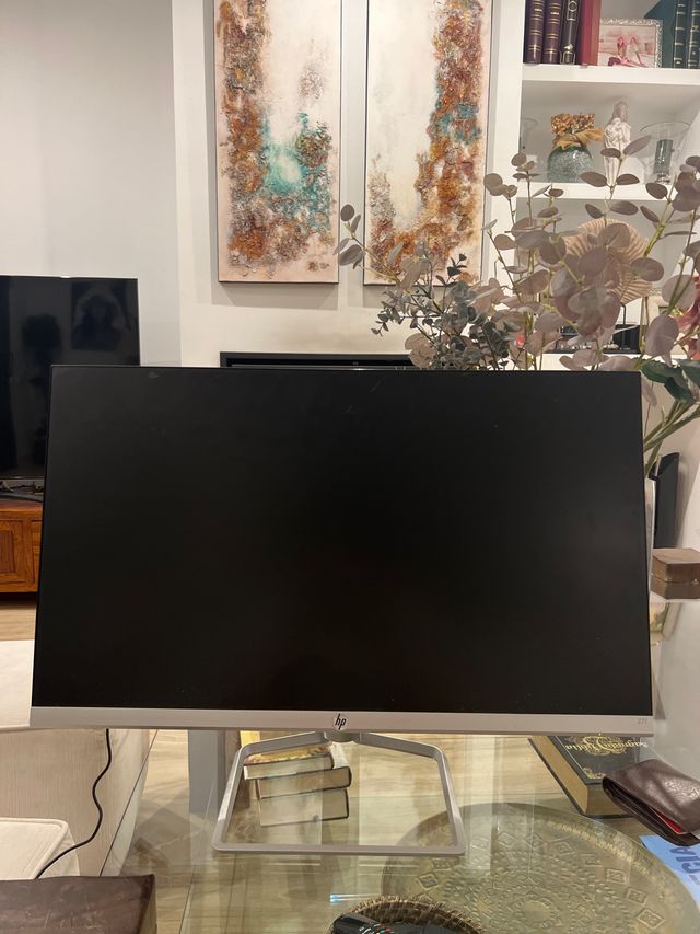 Monitor HP 27f (27 pulgadas) - Pantalla dañada