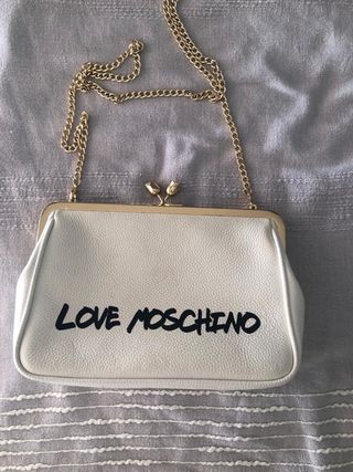 Bolso Love Moschino blanco y dorado 