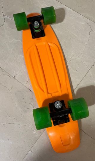 Monopatín Naranja