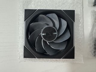 LIAN LI Uni Fan TL Wireless 120