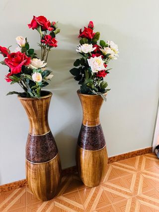 Jarrones Decorativos de Madera