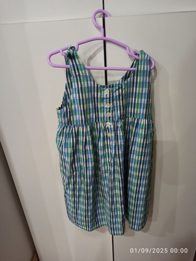 Vestidos niña marca gocco. 10 € unidad, 26€ lote