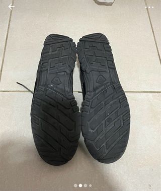 Zapatillas montaña Bechatlon - Negras