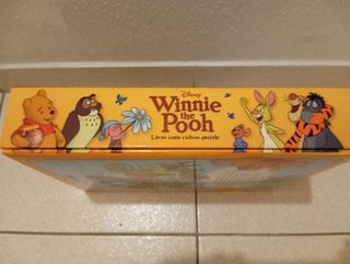 Livro Winnie the Pooh c/ Cubos