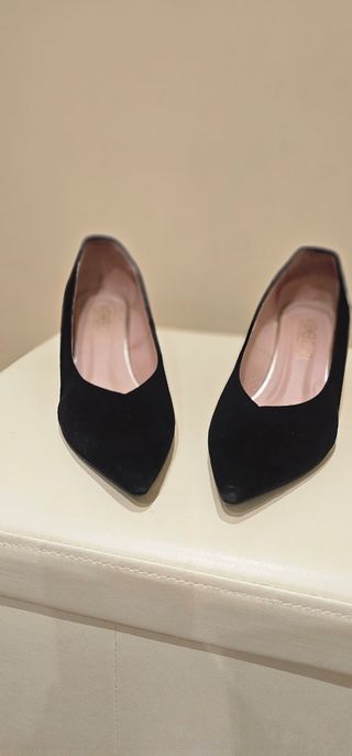 Zapatos salón negros de ante