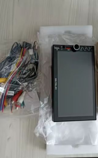 Radio Coche Android 13 7" 2DIN
64 GB con camera 