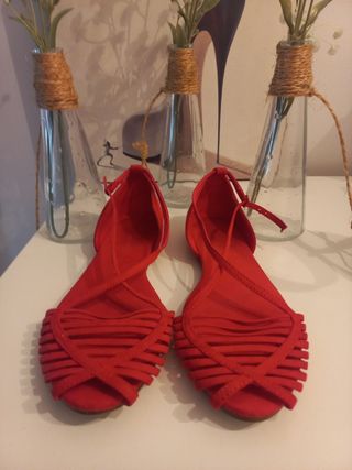Zapatos Zara rojos -talla 37