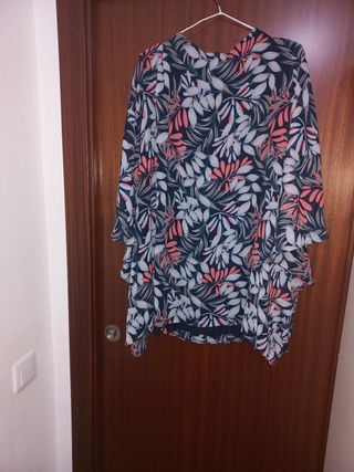 Blusa estampada - Talla L