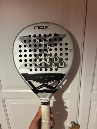 Pala pádel Nox AT10 18K