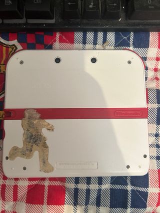 Nintendo 2DS Blanca y Roja