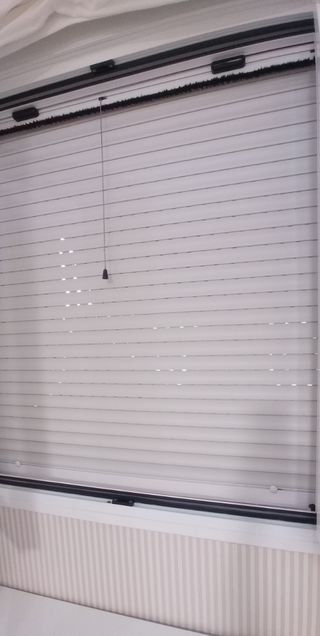 Ventana + persiana + mosquitera 