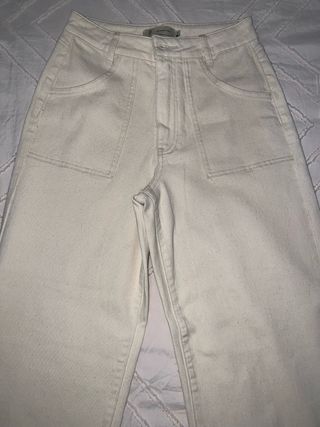 Jeans rectos beige mujer es marca PEPPERCORN