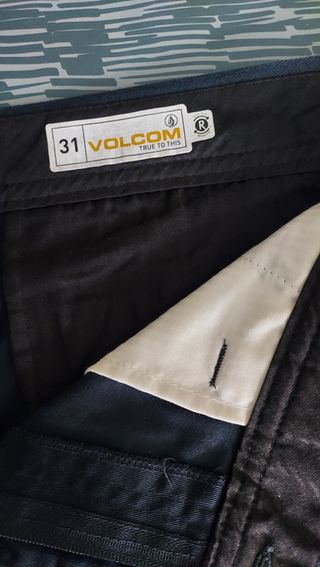Pantalón corto Volcom azul marino 31