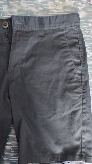 Pantalón corto Volcom azul marino 31