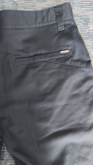 Pantalón corto Volcom azul marino 31