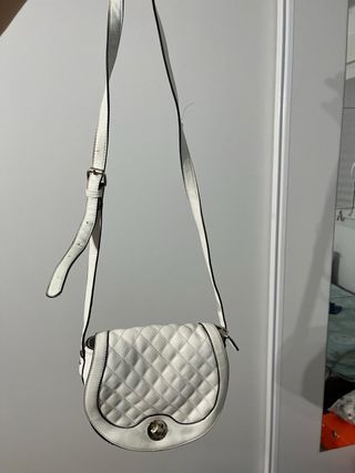 Bolso bandolera blanco acolchado