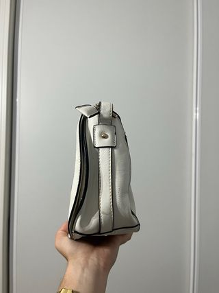 Bolso bandolera blanco acolchado