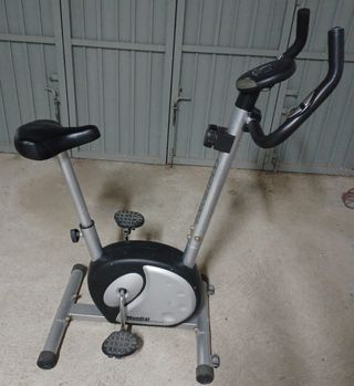 Bicicleta estática Mondial
