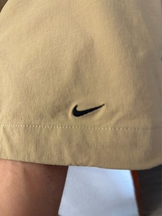 Chaqueta Nike Tech Woven Beige