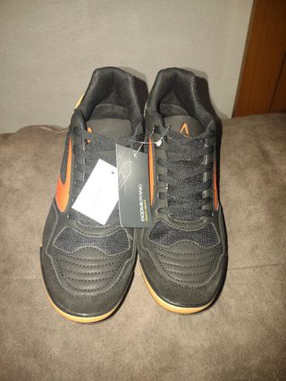 Zapatillas fútbol sala niño talla 45