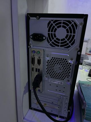 PC Asus - Torre negra